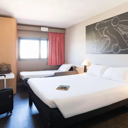 Hotel Ibis Valencia Bonaire Aeropuerto