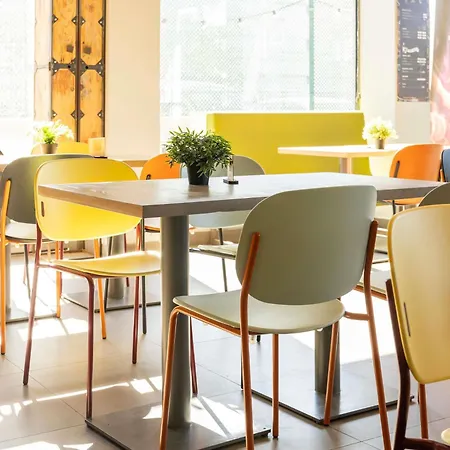 Hotel Ibis Valencia Bonaire Aeropuerto 2*