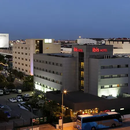 호텔 Ibis Valencia Bonaire Aeropuerto 2*