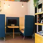 Otel Ibis Valencia Bonaire Aeropuerto 2*