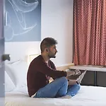 Ibis Valencia Bonaire Aeropuerto Otel 2*