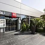 Ibis Valencia Bonaire Aeropuerto Otel