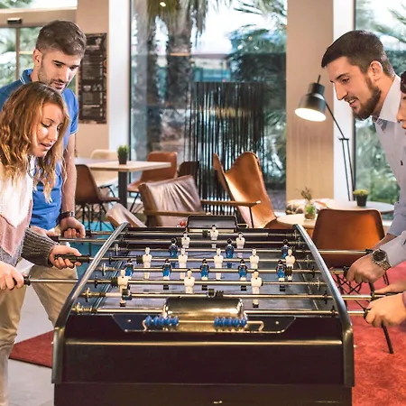 Ibis Valencia Bonaire Aeropuerto فندق