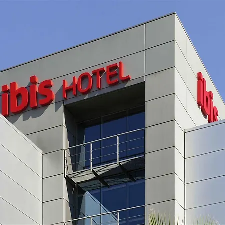 Ibis Valencia Bonaire Aeropuerto 2*