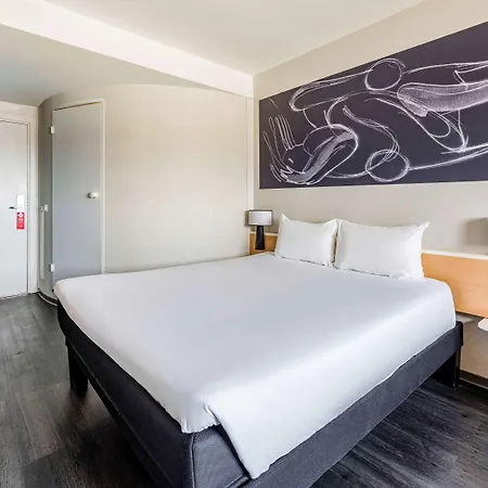 Hotel Ibis Valencia Bonaire Aeropuerto