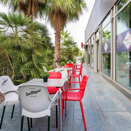 Hotel Ibis Valencia Bonaire Aeropuerto 2*