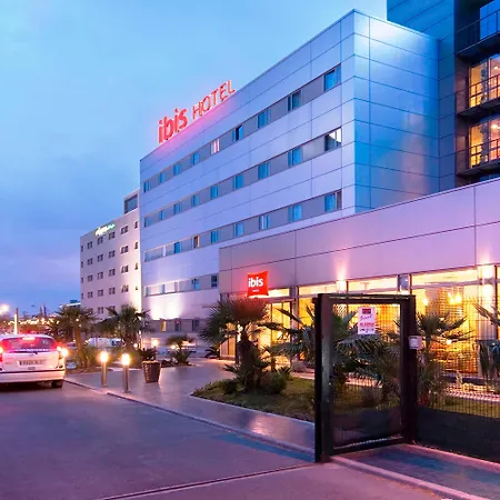 Ibis Valencia Bonaire Aeropuerto Hotel 2*