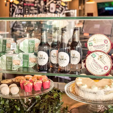 Ibis Valencia Bonaire Aeropuerto アルダヤ