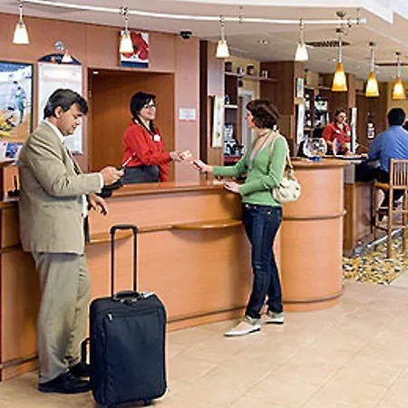 Ibis Valencia Bonaire Aeropuerto