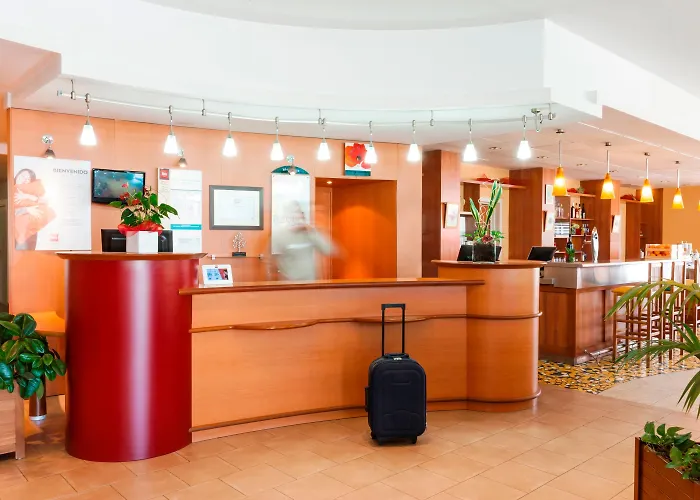 Hotel Ibis Valencia Bonaire Aeropuerto 2*