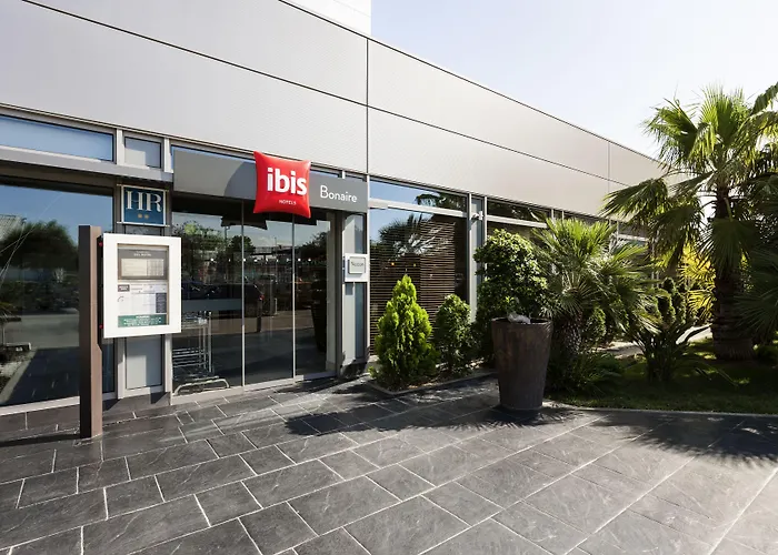 Ibis Valencia Bonaire Aeropuerto Hotel
