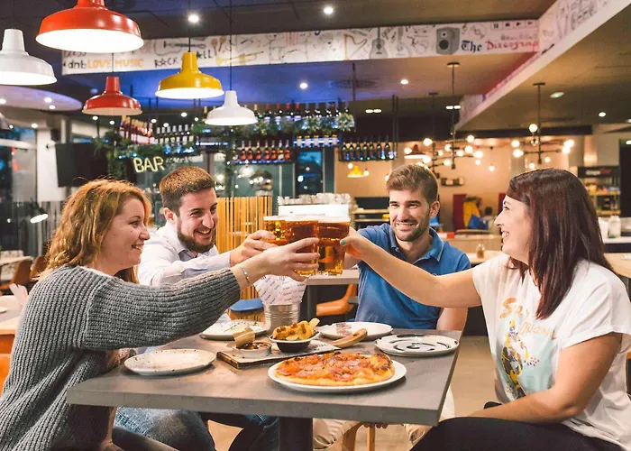 Ibis Valencia Bonaire Aeropuerto Hotel 2*